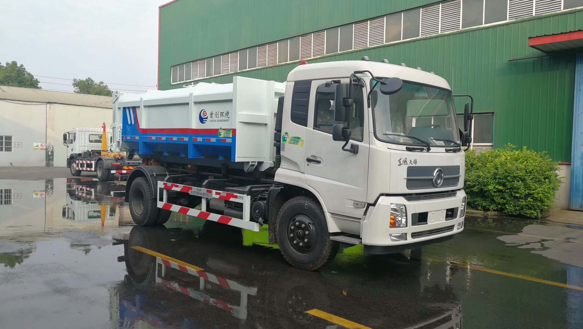 天錦污泥鉤臂車